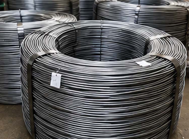 alt="steel wire raw material used for wire nail manufacturing and automatic nail production"